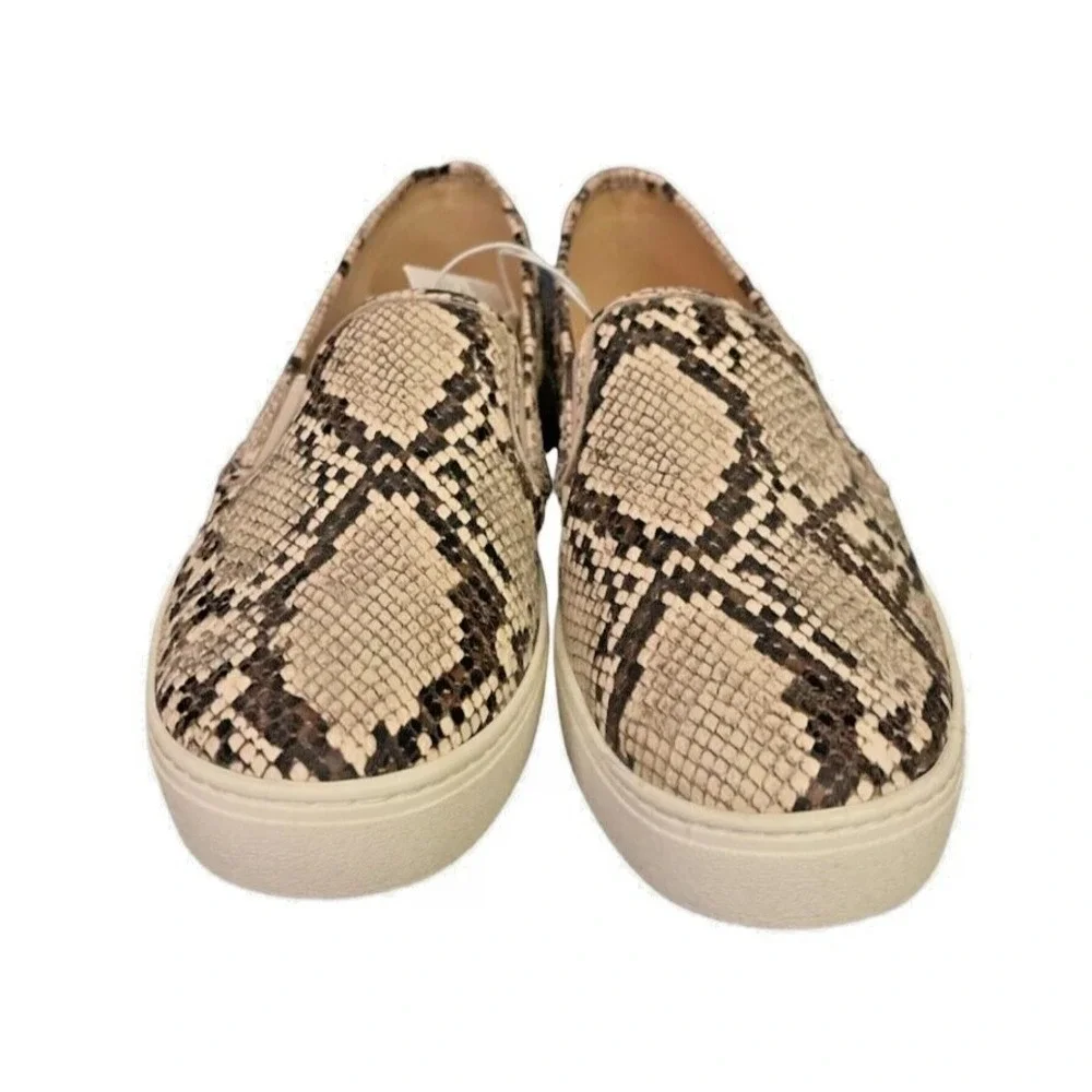 Old Navy Women's Snakeskin Multicolor Slip-On Sneakers Shoes  Size‎ 7
